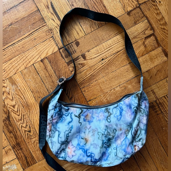 BAGGU x Collina Strada Medium Crescent Bag - Picture 2 of 3